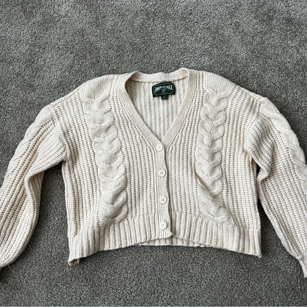 American Eagle Cropped Cardigan